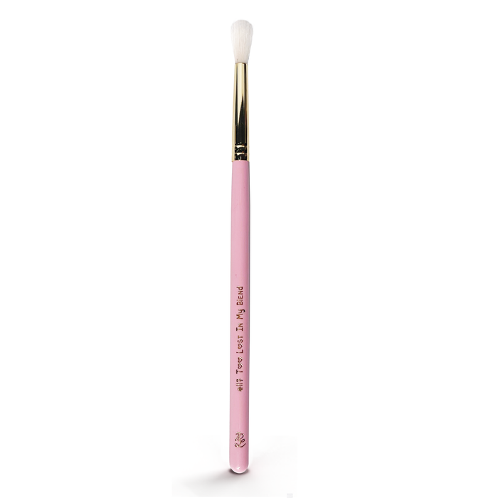 #117 Tall Crease Blender Brush