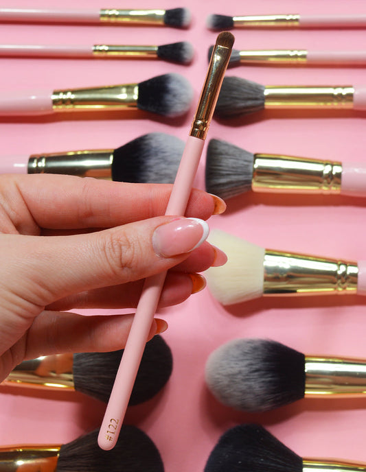 #122 Precision Smudger Brush