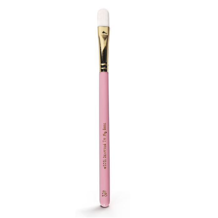 #7071 Flat Carver Brush